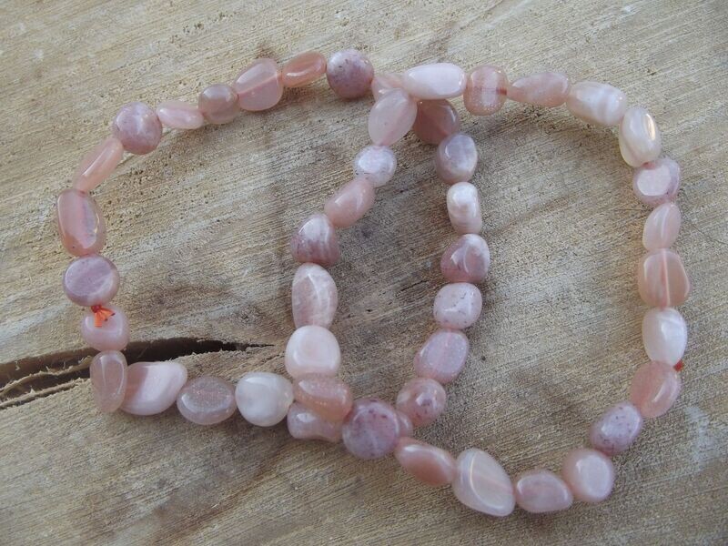 Bracelet en grains pierre de lune