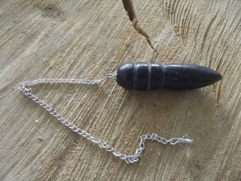 Pendule égyptien en shungite