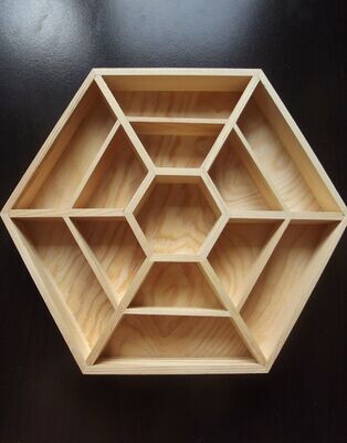 Boîte hexagonale compartimentée en bois
