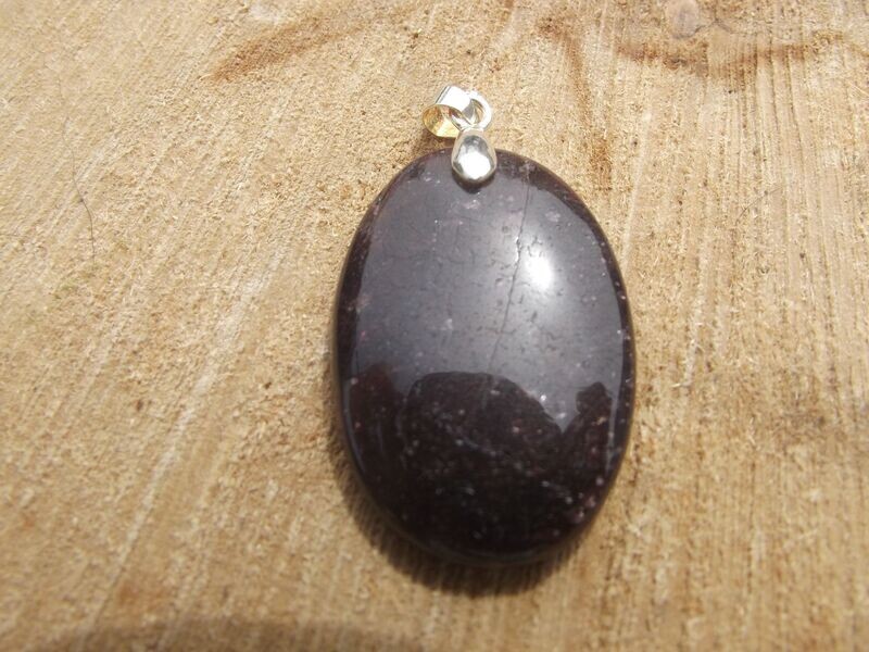 Pendentif grenat rhodolite
