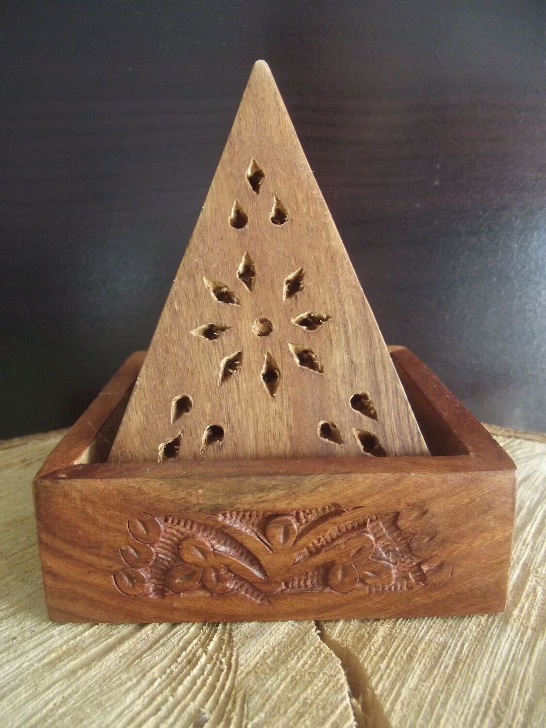 Porte encens pyramide