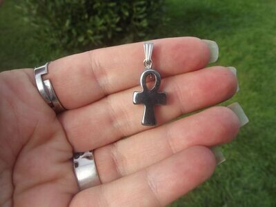 Pendentif ankh en hématite