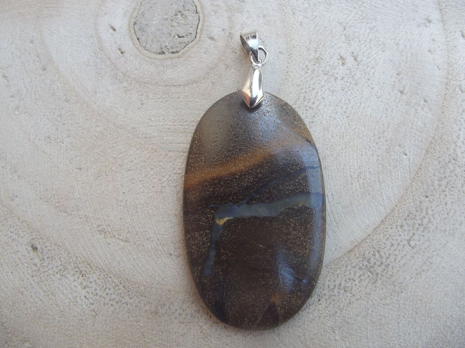 Pendentif opale boulder