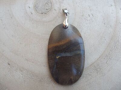 Pendentif opale boulder