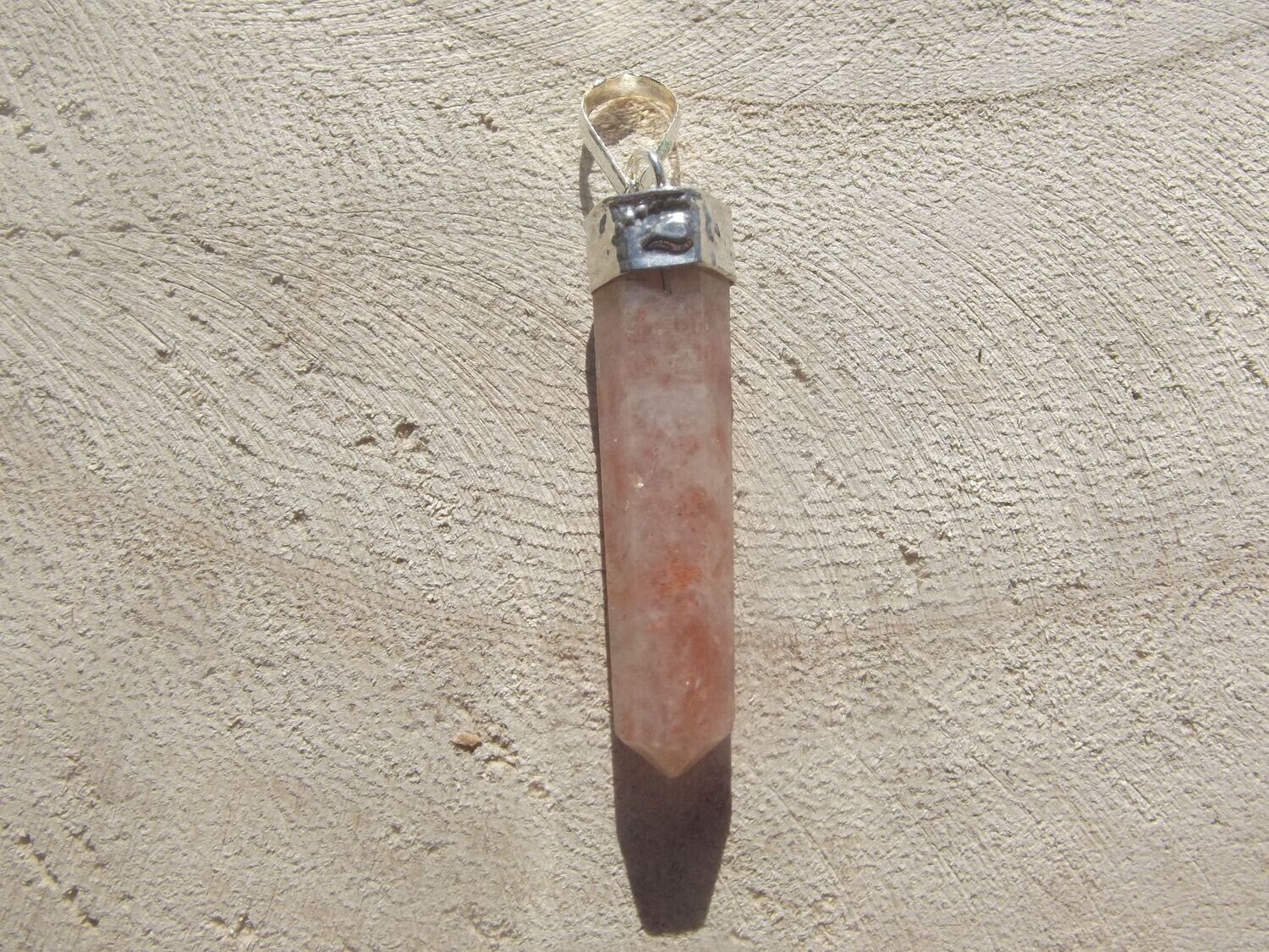 Pendentif pierre de soleil