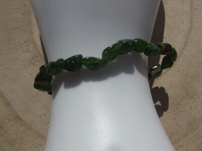 Bracelet en grains diopside chromifère