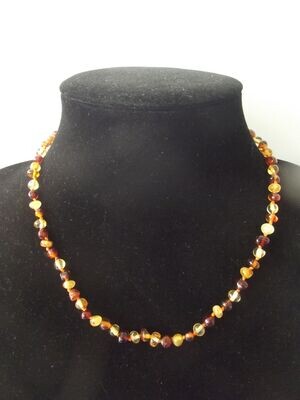 Collier ambre avec fermoir caché