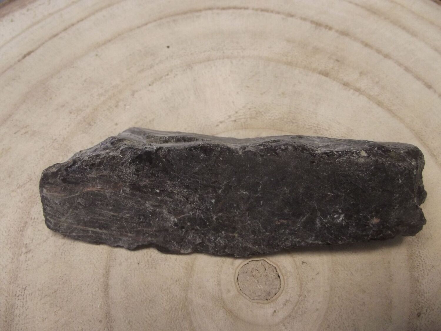 Tourmaline noire brute