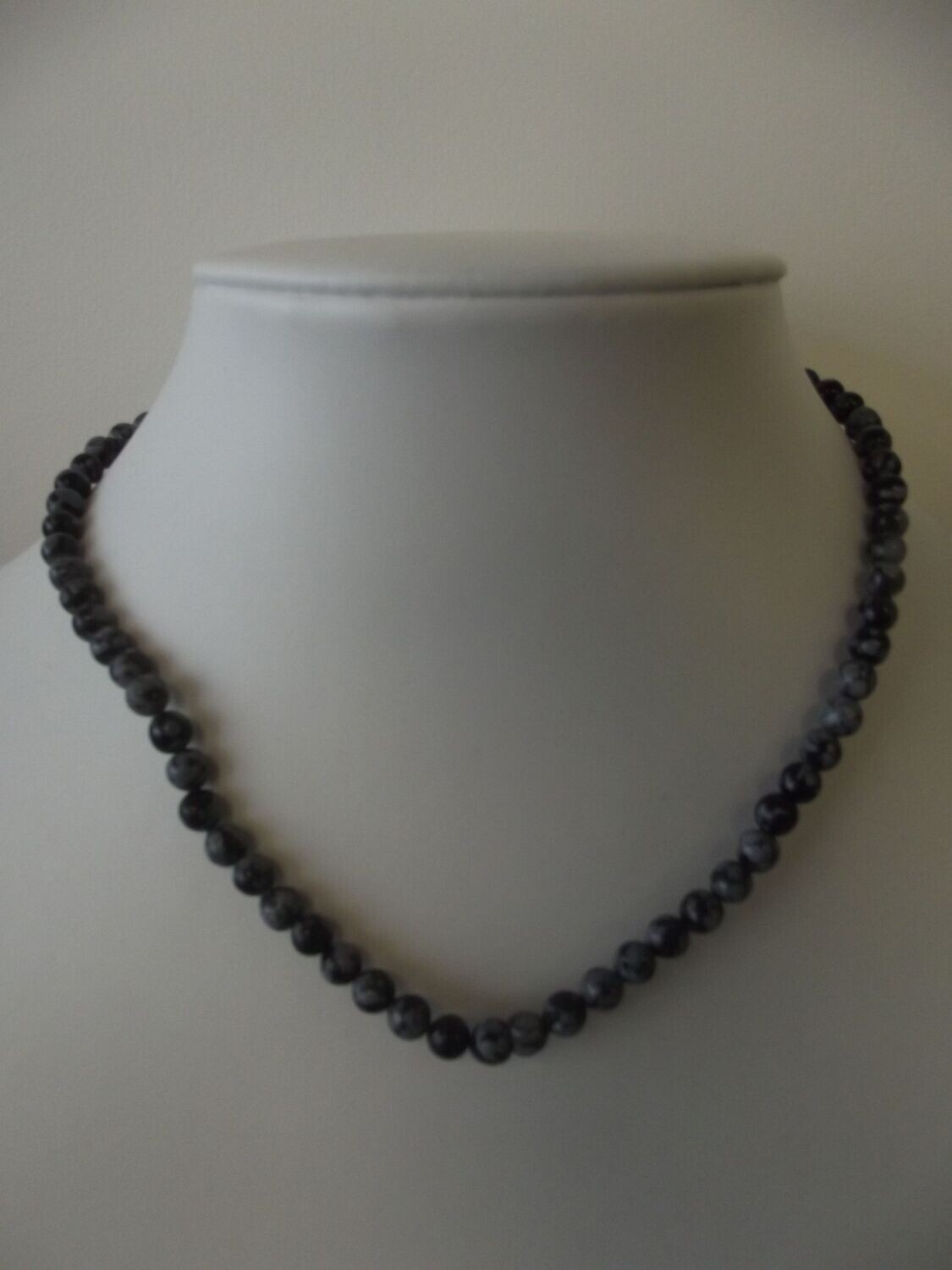 Collier obsidienne à flocons