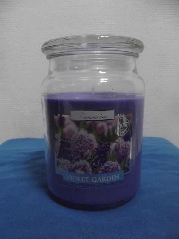 Bougie parfumée violet garden