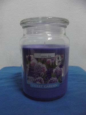 Bougie parfumée violet garden