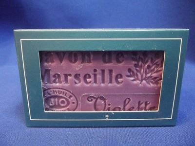 Savon parfumé à la violette (olive)