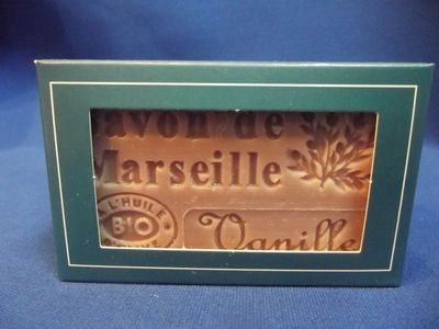 Savon parfumé à la vanille (olive)