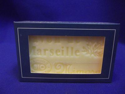 Savon parfumé au mimosa (olive)
