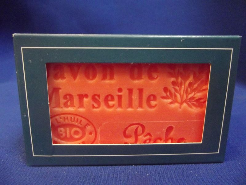 Savon parfumé à la pêche (olive)