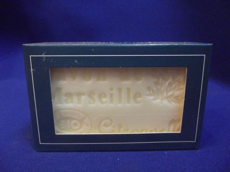 Savon parfumé à la citronnelle (olive)