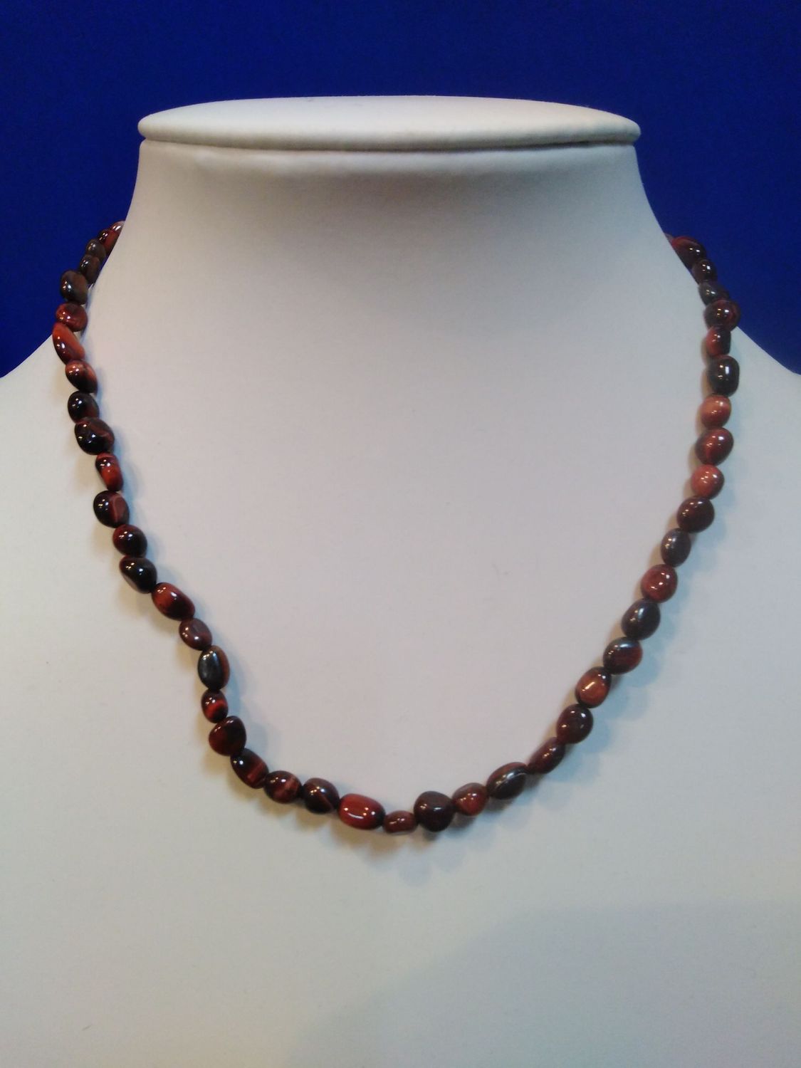 Collier en grains oeil de taureau