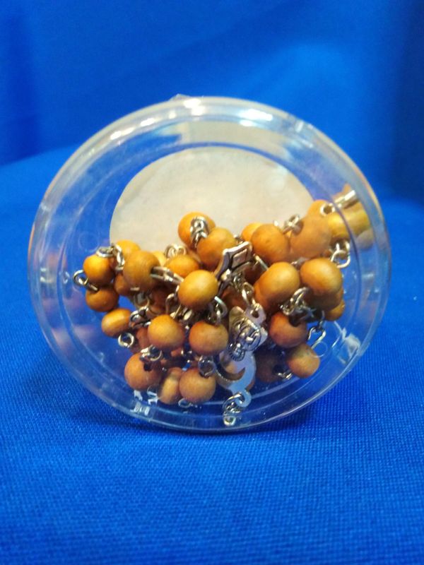 Chapelet avec perles en bois marron