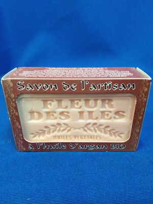 Savon parfumé à la fleur des îles (argan)