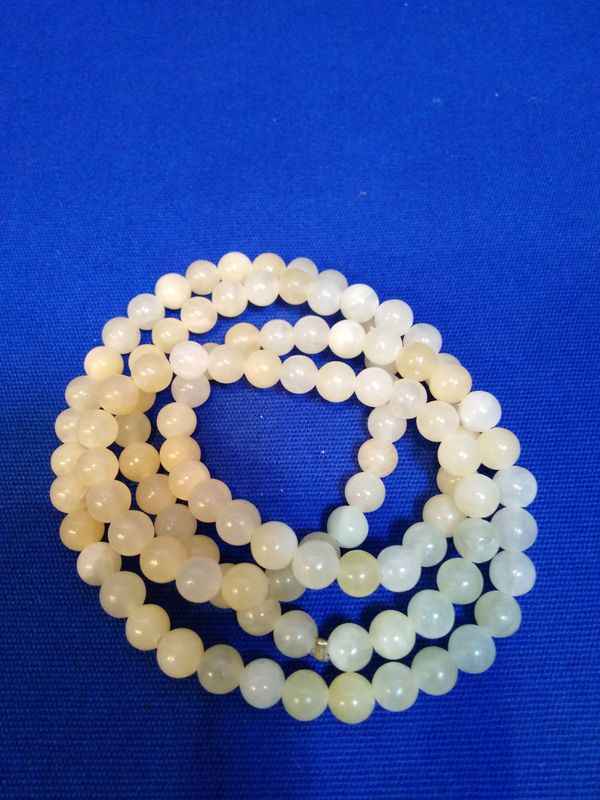 Mala calcite jaune