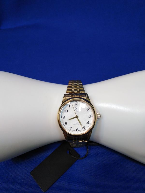 Montre bracelet réglable en métal doré