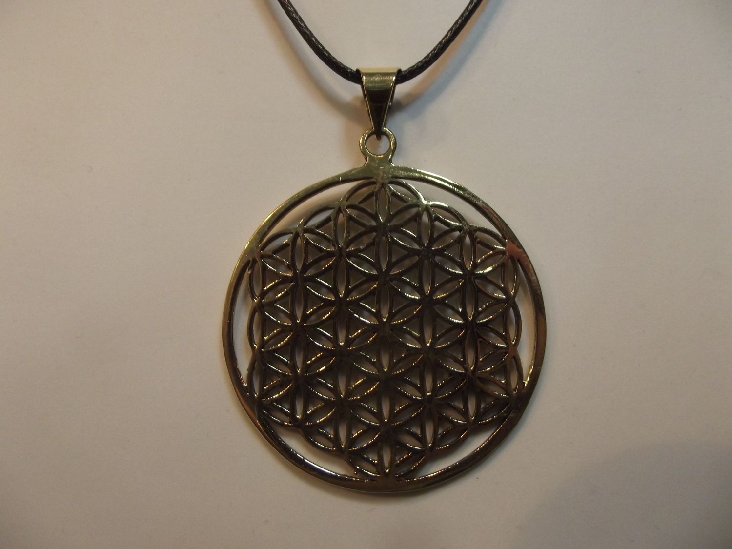 Pendentif fleur de vie