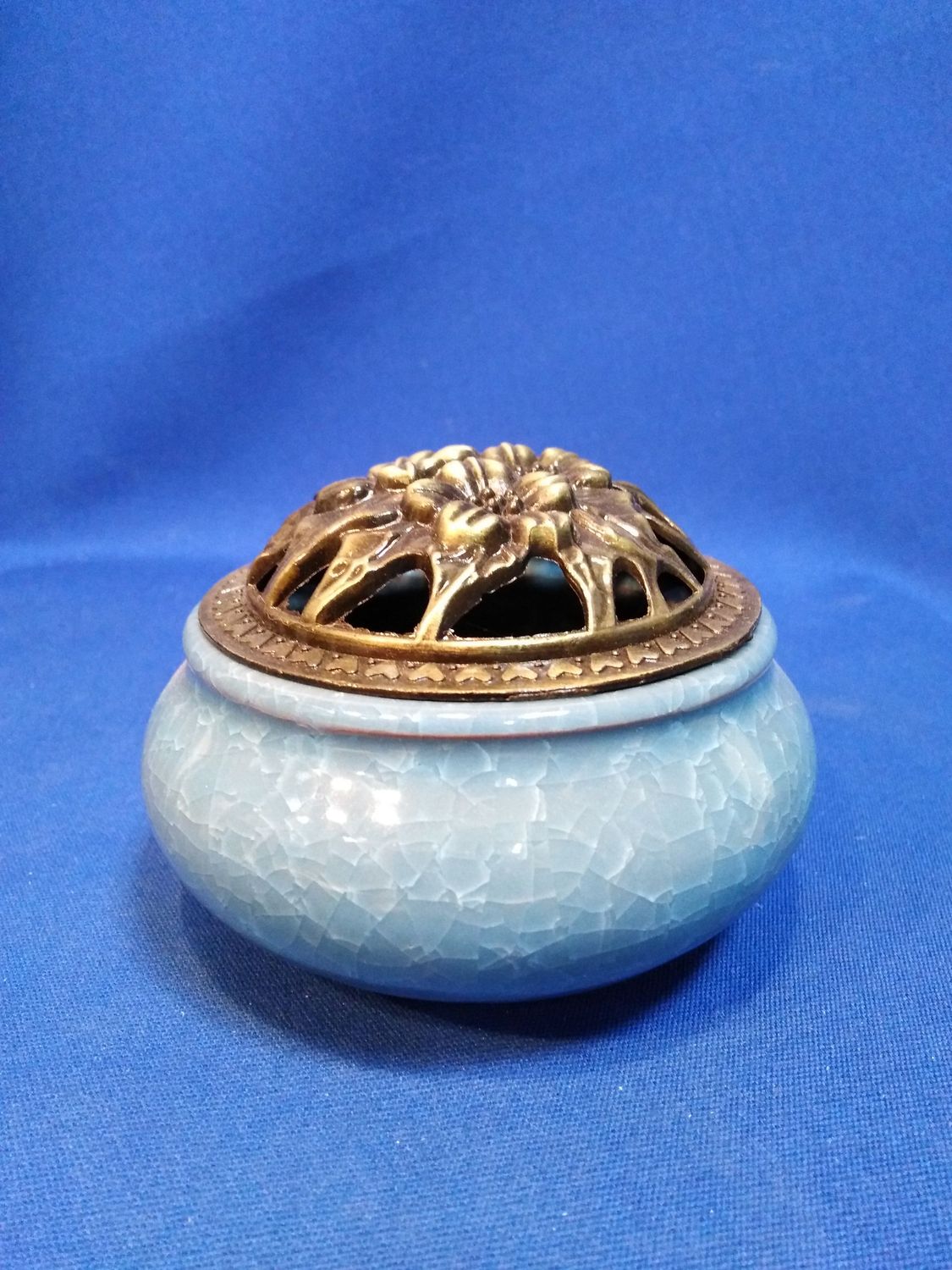 Porte encens céramique bleue
