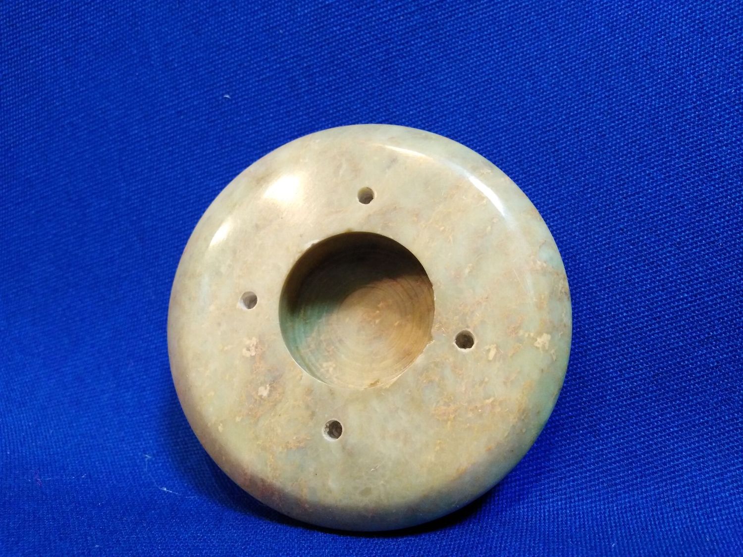 Porte encens en pierre vert pâle