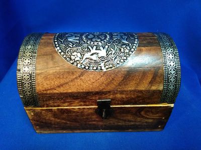Coffre en bois éléphant
