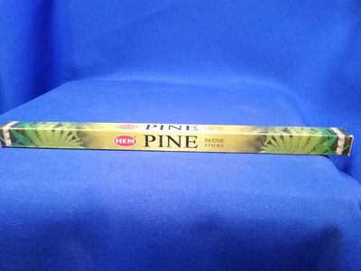 Bâtons d'encens au pin