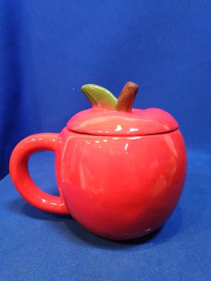 Tasse avec couvercle pomme