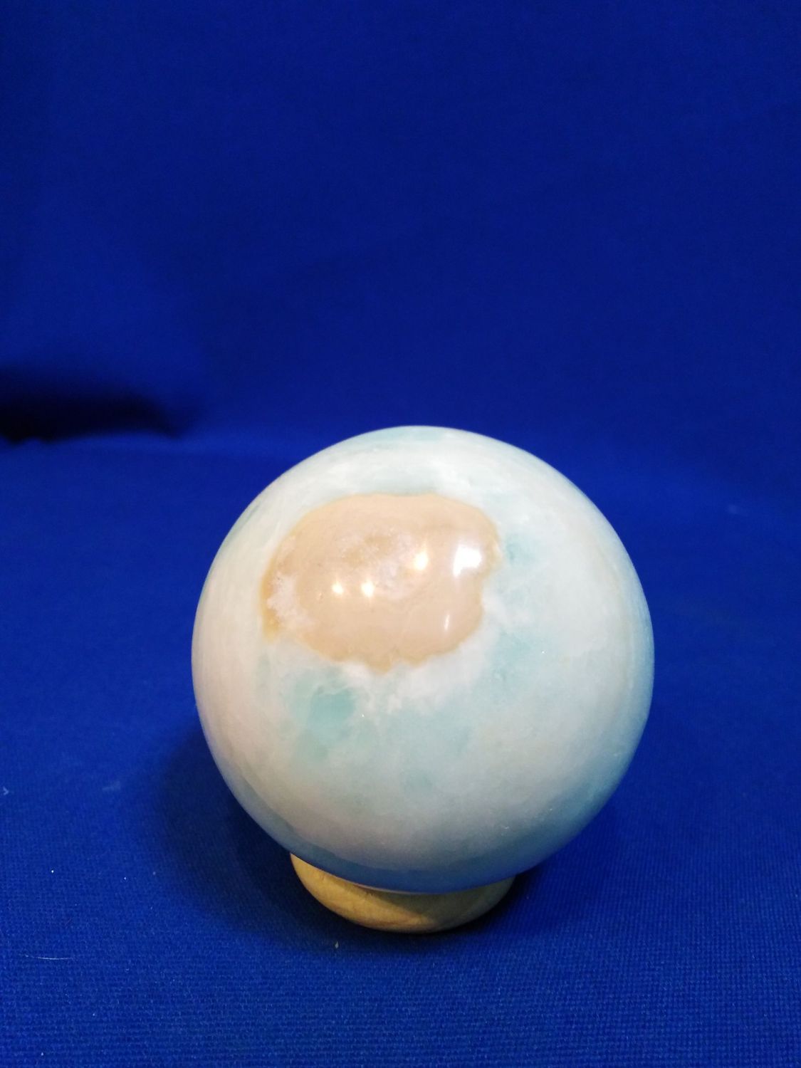 Sphère calcite bleue des Caraïbes