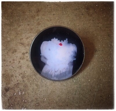 Brooch &quot;Inner Light&quot;