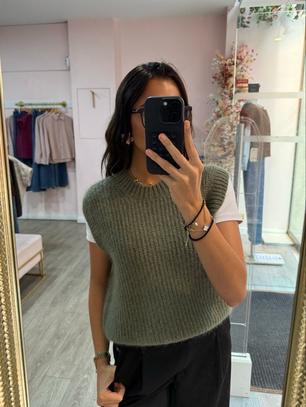Pull Lily Kaki