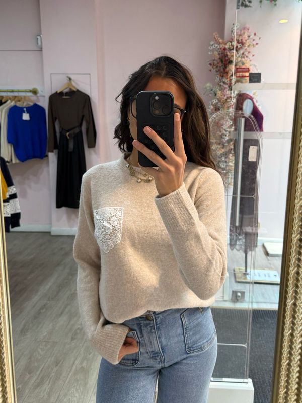 Pull Dentelle 