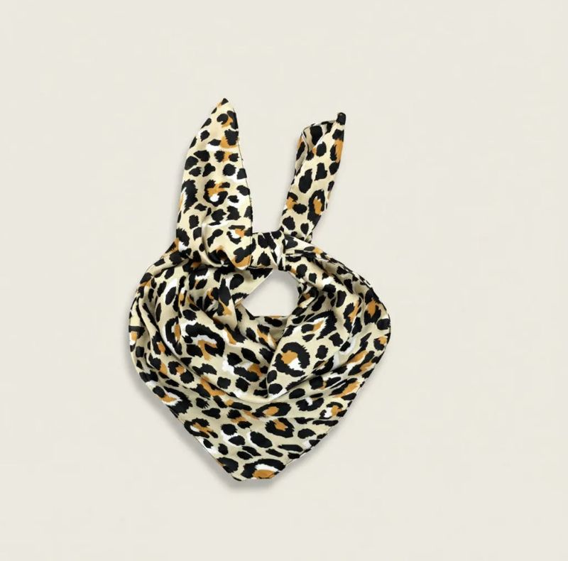 Foulard léopard 
