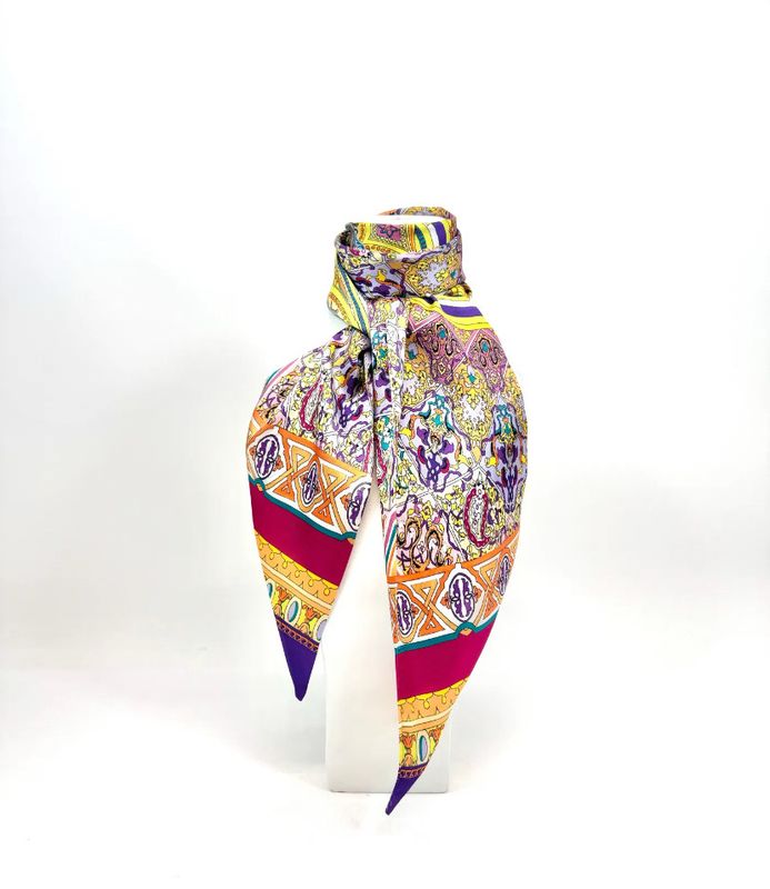 Foulard jaune rose 