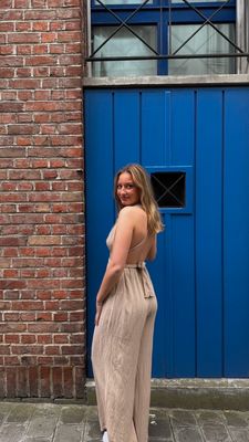 Combinaison beige pailletée 