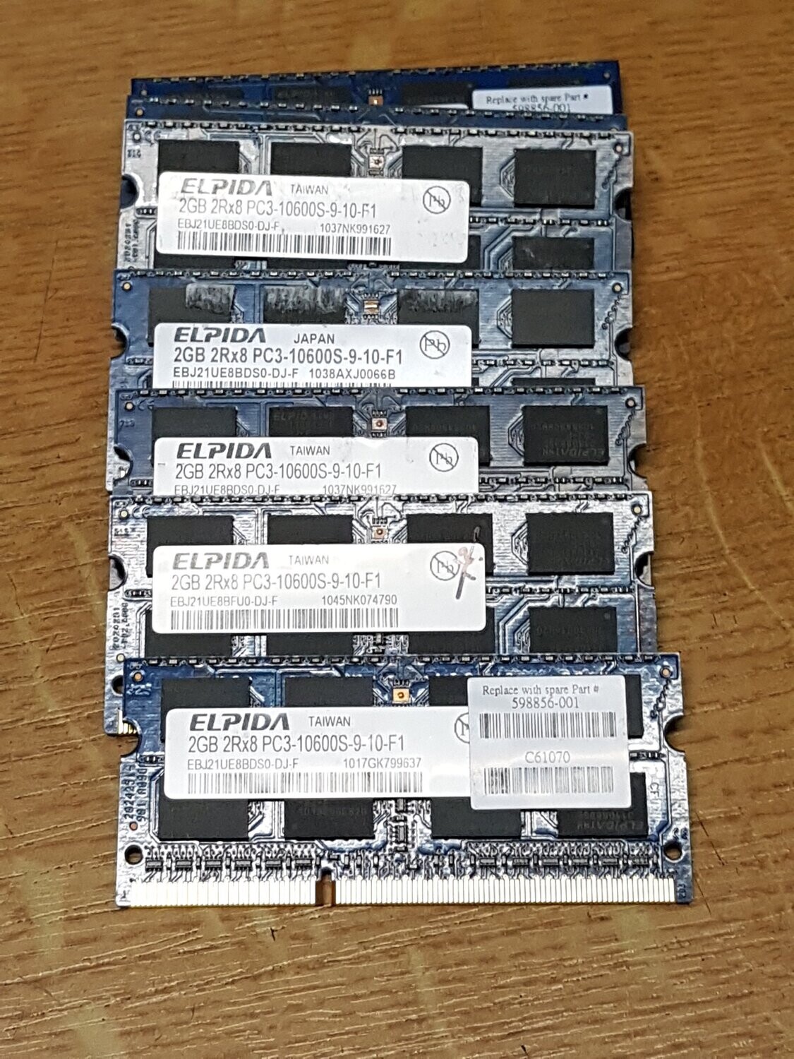2 GB RAM DDR3 ELPIDA PC3-10600 1333 MHz für Notebook #