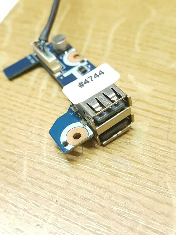 USB (2x fach) Adapter fürs Mainboard Samsung NP-R720 17,3 USB (2x fach) Adapter fürs Mainboard Samsung NP-R720 17,3" #4744