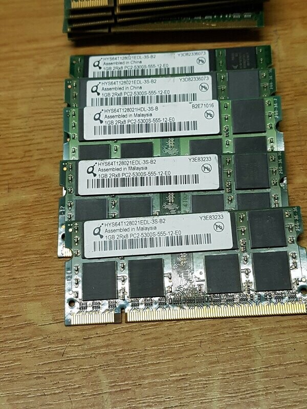 2x 1GB RAM DDR2 QIMONDA (Infineon) PC2-5300 667 MHz für Notebook #4xx
