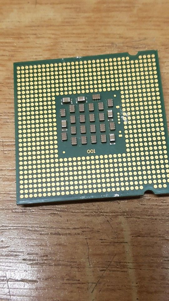 PC Prozessor CPU Intel Pentium 4 SL7PU 3,0 GHz Sockel 775 #