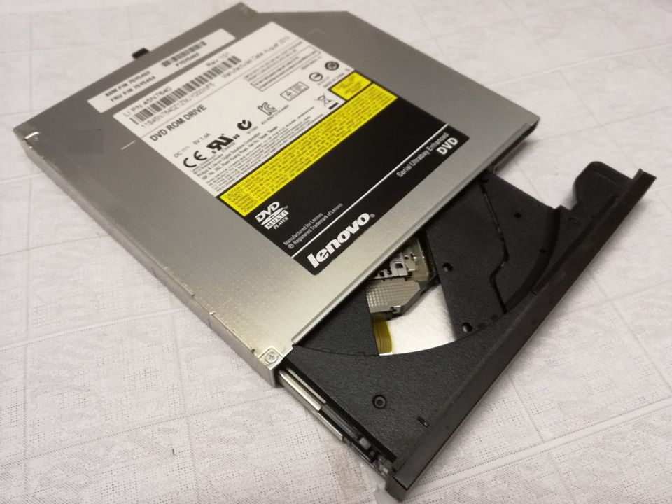Original Lenovo Philips DS-8A8SH DVD-RW Laufwerk SATA for T430 FRU 04Y1544 #6182 Original Lenovo Philips DS-8A8SH DVD-RW Laufwerk SATA for T430 FRU 04Y1544 #6182