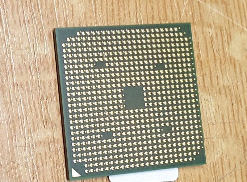Prozessor CPU AMD Athlon AMGTF20HAX4DN HAAEG 1,6GHz Sockel S1 #5155 Prozessor CPU AMD Athlon AMGTF20HAX4DN HAAEG 1,6GHz Sockel S1 #5155