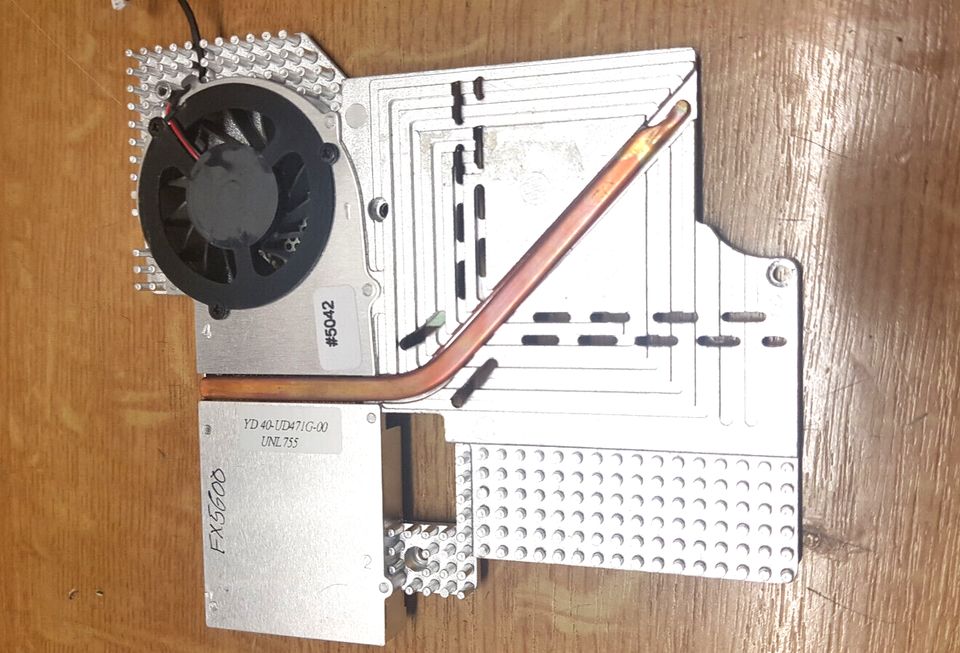 System - Lüfter -Cooler Kühlkörper Kühler für Gericom Hummer FX5600 #5041/42