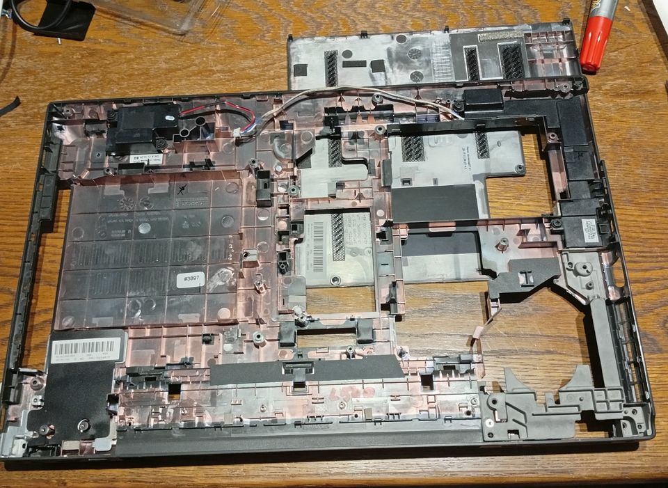 Orig. Gehäuse-Unterschale for Lenovo Thinpad L540 incl. Abdeckung + Boxen #3897