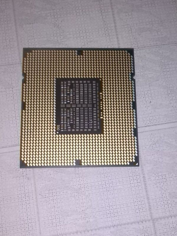 Server Prozessor / CPU Intel Xeon 5130 SL9RX 2x2,0GHz Sockel 771 #04 Server Prozessor / CPU Intel Xeon 5130 SL9RX 2x2,0GHz Sockel 771 #04