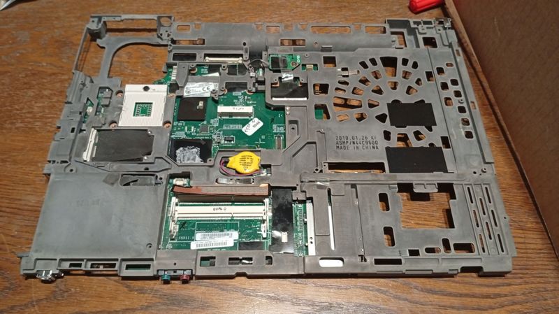 Mainboard Lenovo Thinkpad T500 funktionierend incl. Mittelteil #8035_46 Mainboard Lenovo Thinkpad T500 funktionierend incl. Mittelteil #8035_46