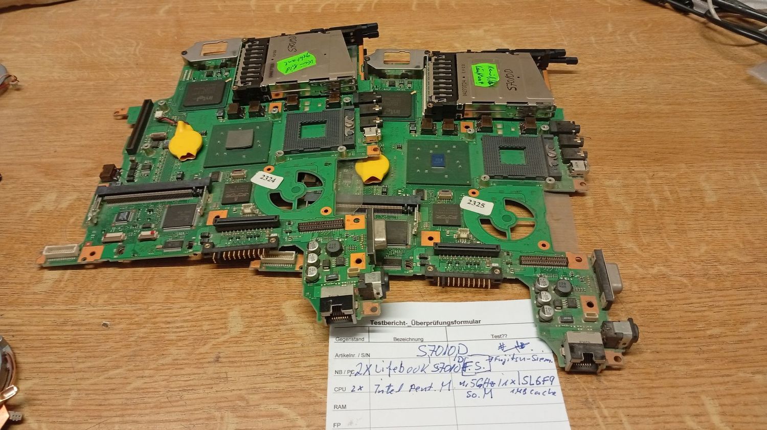 Mainboard Fujitsu-Siemens LifeBook  S7010 /D  DEFEKT #2324_25