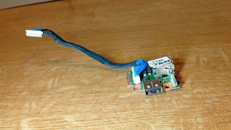 Fujitsu-Siemens LifeBook S7010 /D -Adapter-Board mit 2x USB inkl. VerbindungsKabel #2346 Fujitsu-Siemens LifeBook S7010 /D -Adapter-Board mit 2x USB inkl. VerbindungsKabel #2346